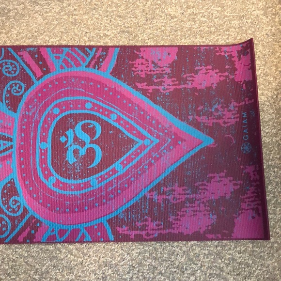 🧘♀️GAIAM🤸♀️Yoga Mat✨ - Picture 2 of 9